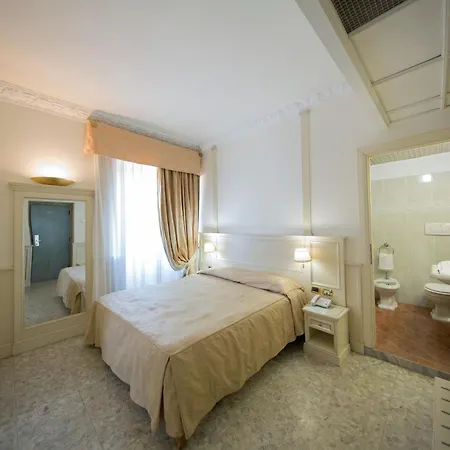 マンチーニ パーク 4* ローマ