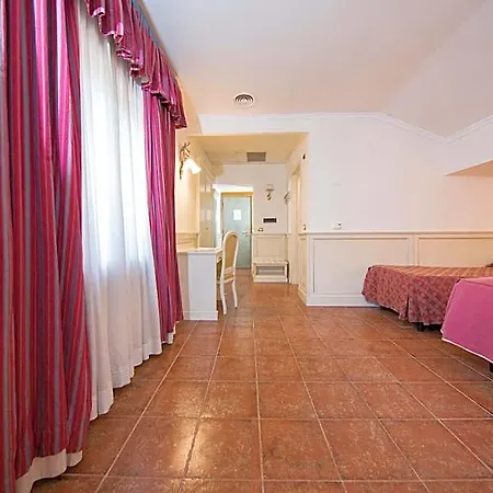 Mancini Park 4*