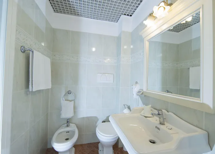 Hotell Mancini Park 4*