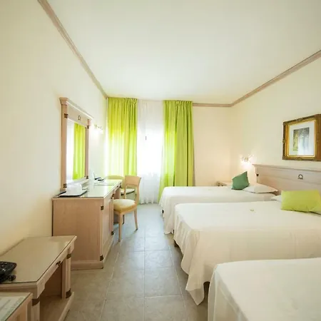 曼西尼公园酒店 4* 罗马