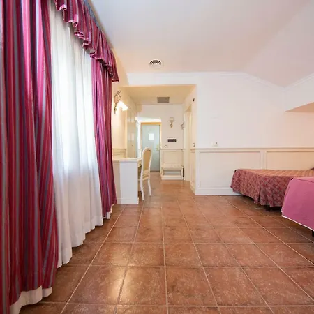 فندق Mancini Park